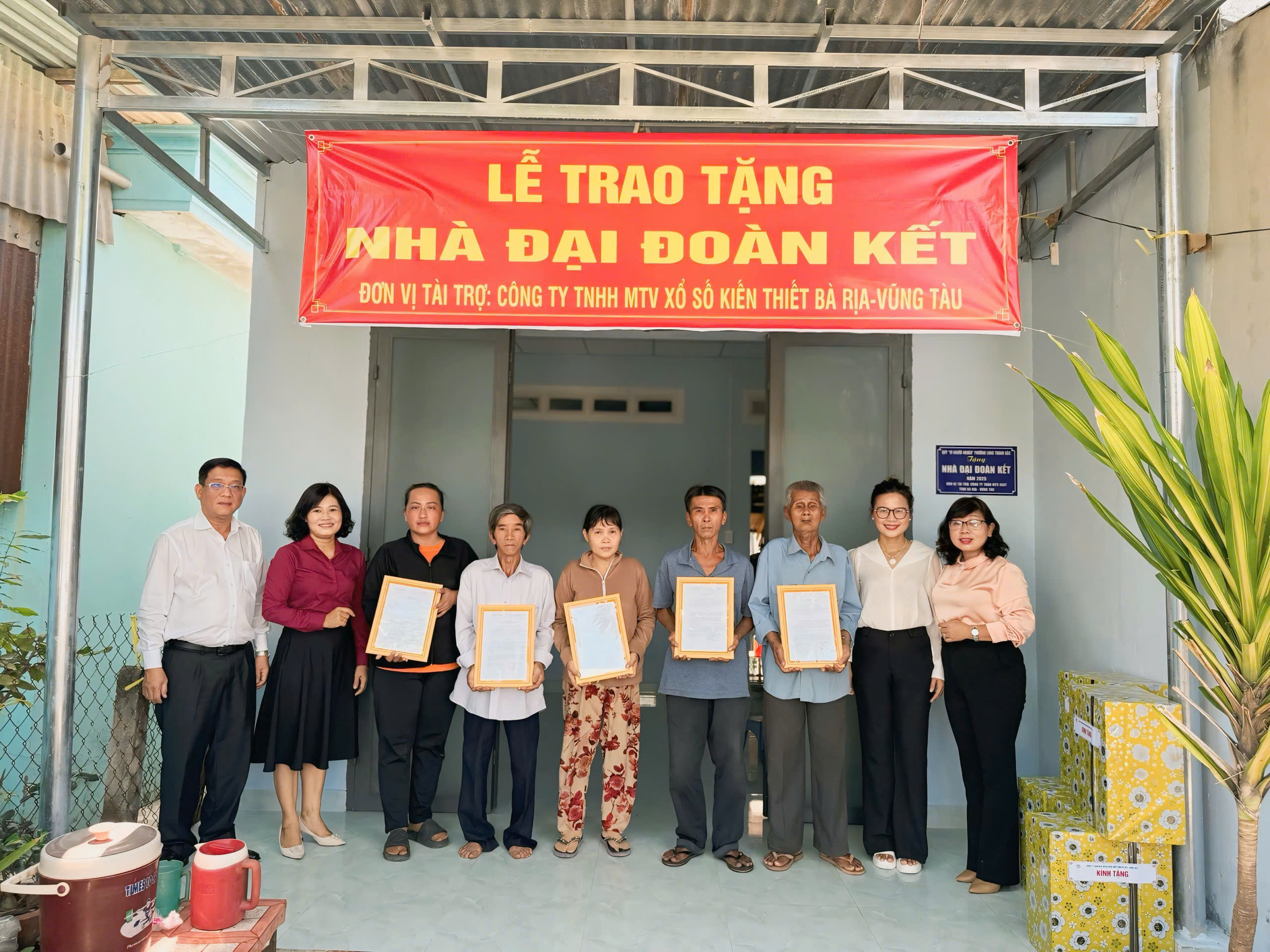 Trao nhà Đại đoàn kết Tây Ninh