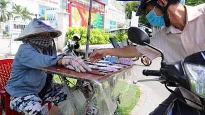 Bà Rịa - Vũng Tàu: Người bán vé số kỳ vọng vào sức bật mới